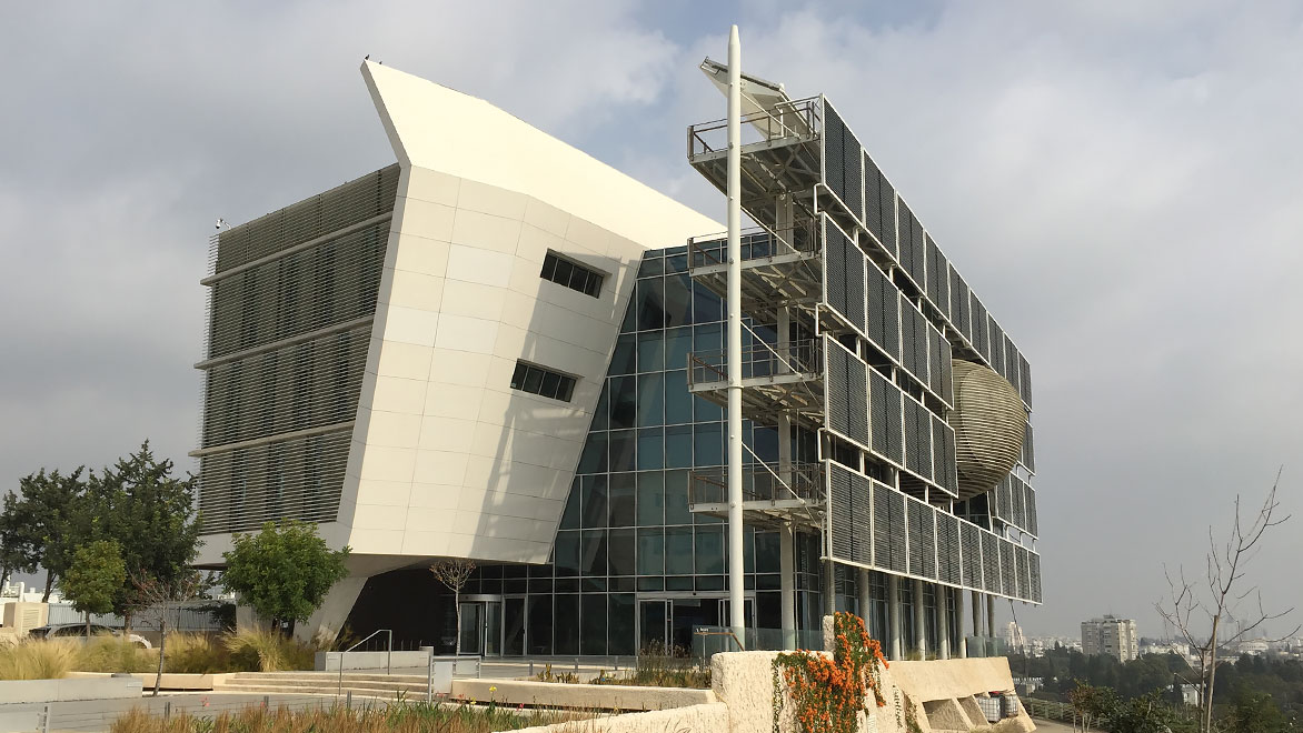 Example of green building design (The Porter School of Environmental Studies - West Façade) 